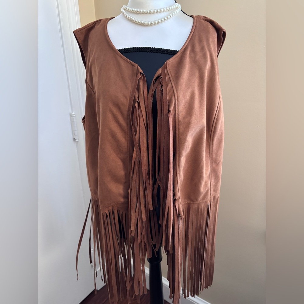FRINGED Western Vest - Picture 1 of 8